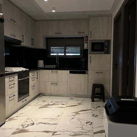 Sea View Apartment Patras Luaran gambar