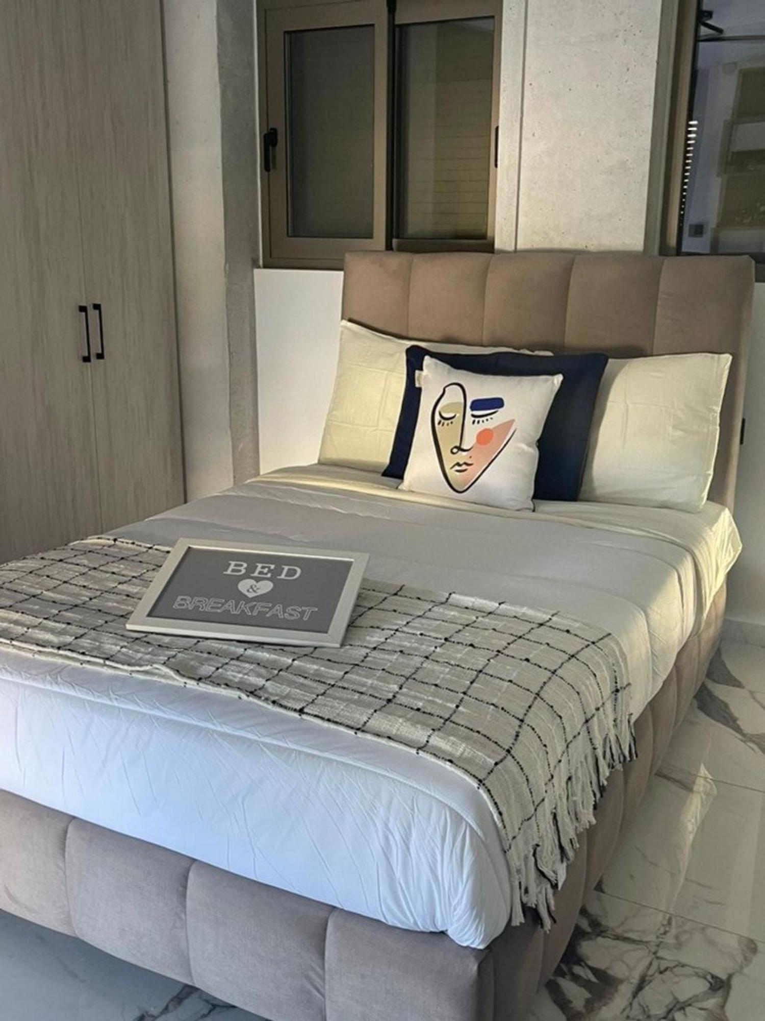 Sea View Apartment Patras Luaran gambar